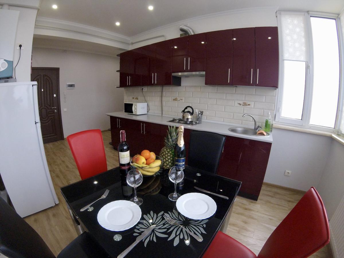 Vip Apartament In The Center Truskavets Exterior photo